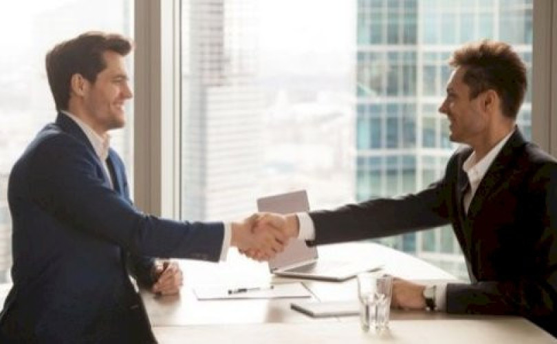 مهارات التفاوض المتقدمة واستراتيجيات عقد الصفقات